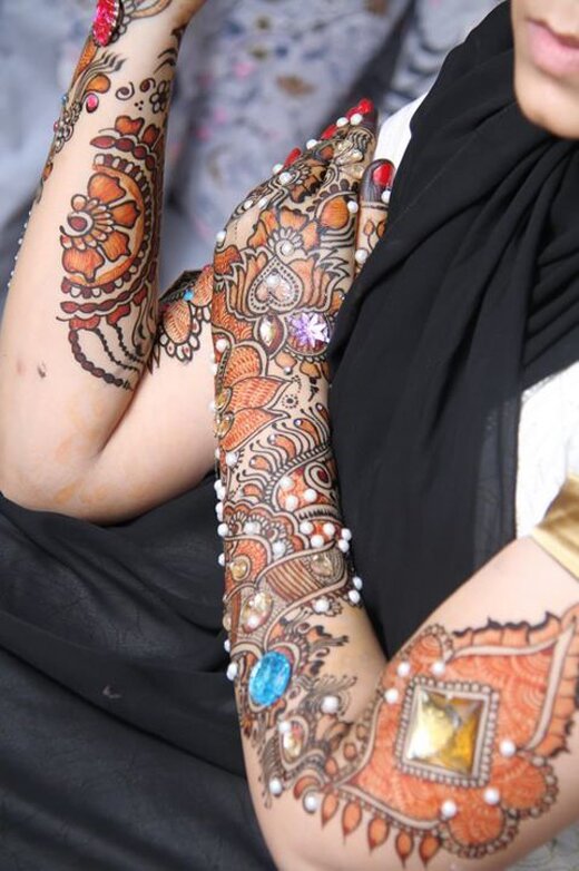 Beautiful Arms Mehndi Designs