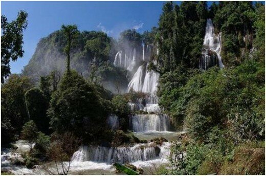 Umpang Thee Lor Sue Waterfall